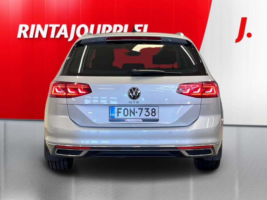Volkswagen Passat 2021, bild 6/30