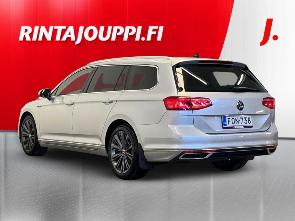 Volkswagen Passat 2021, bild 3/30