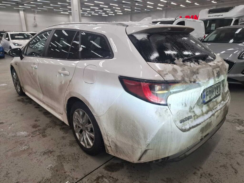 Suzuki Swace 2021 Valkoinen