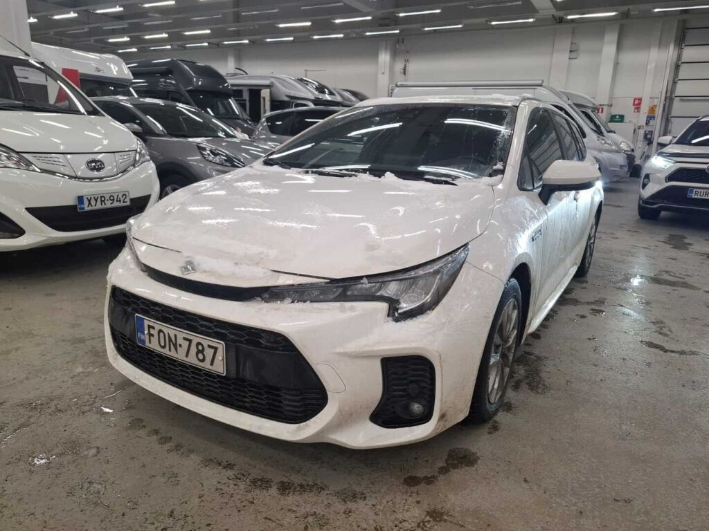 Suzuki Swace 2021 Valkoinen