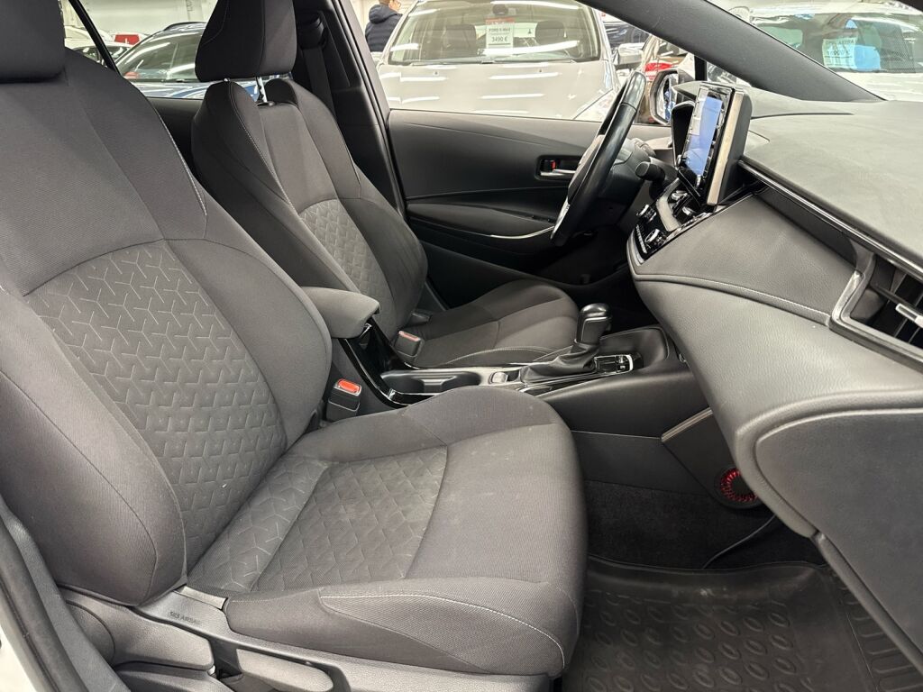 Suzuki Swace 2021 Valkoinen