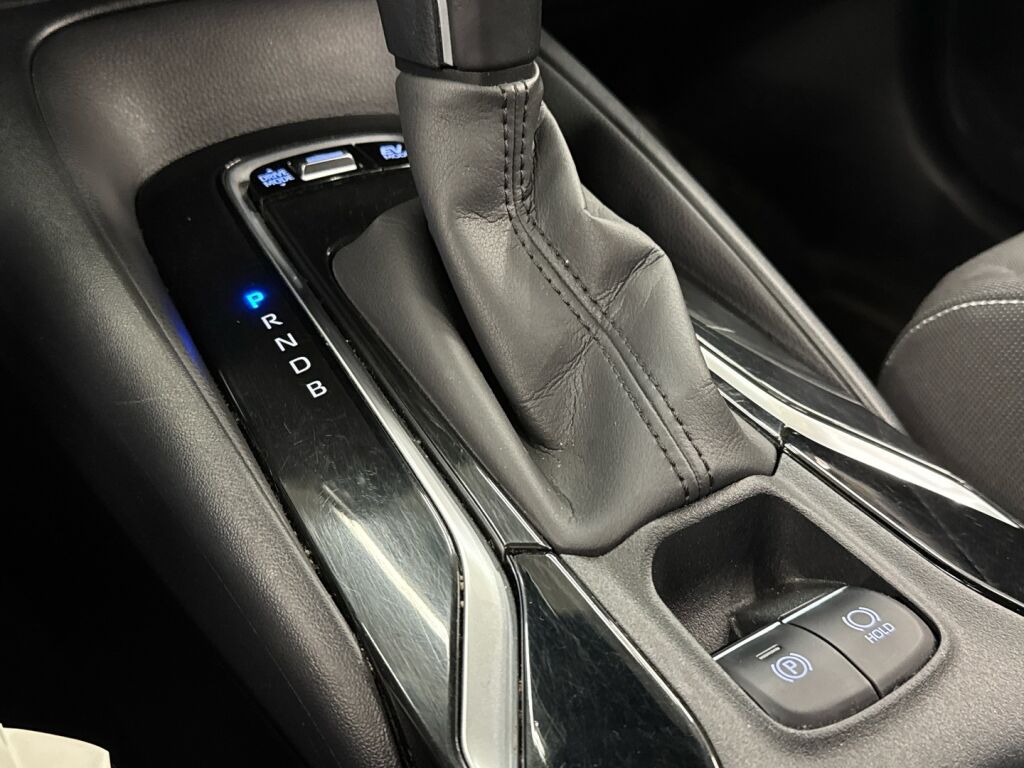 Suzuki Swace 2021 Valkoinen