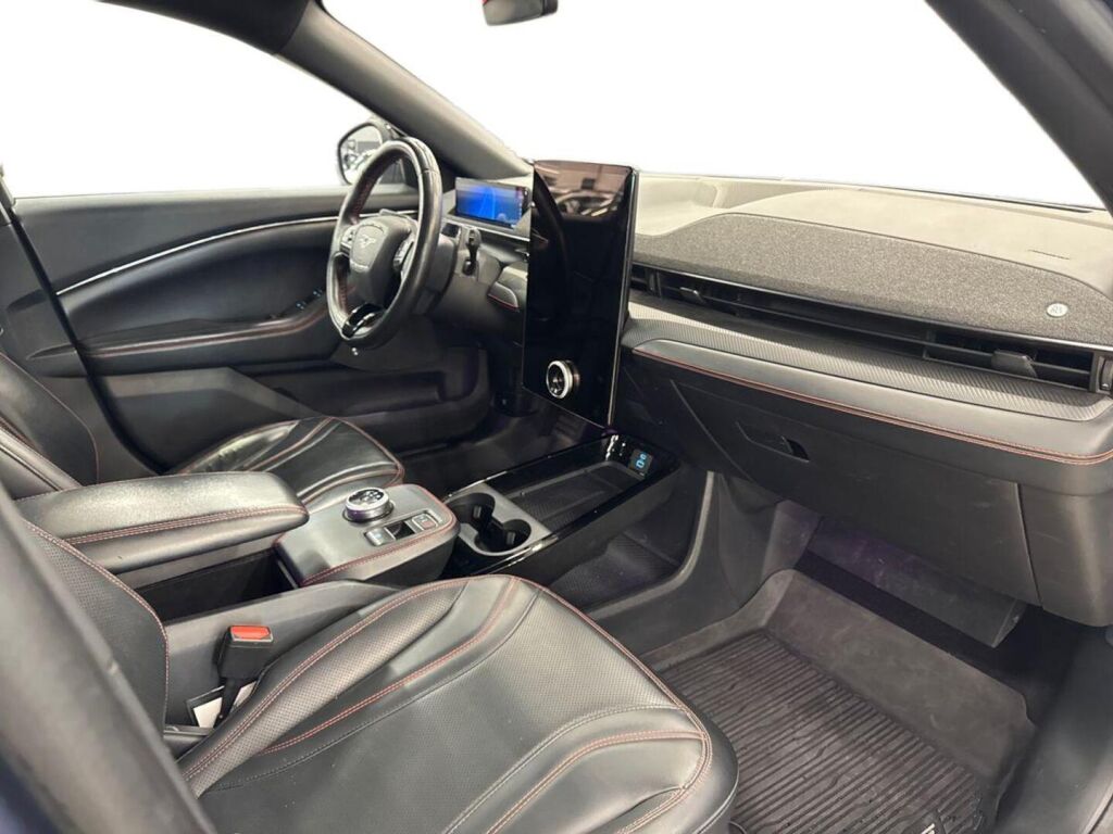 Ford Mustang Mach-E 2021 Sininen