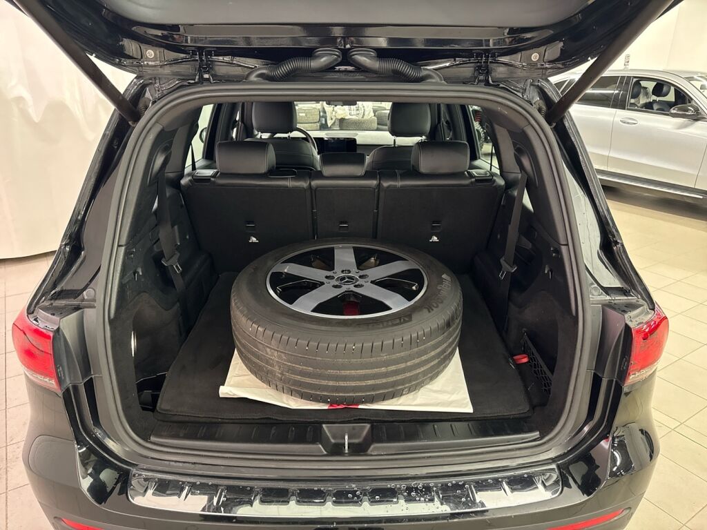 Mercedes-Benz GLB 2021 Musta