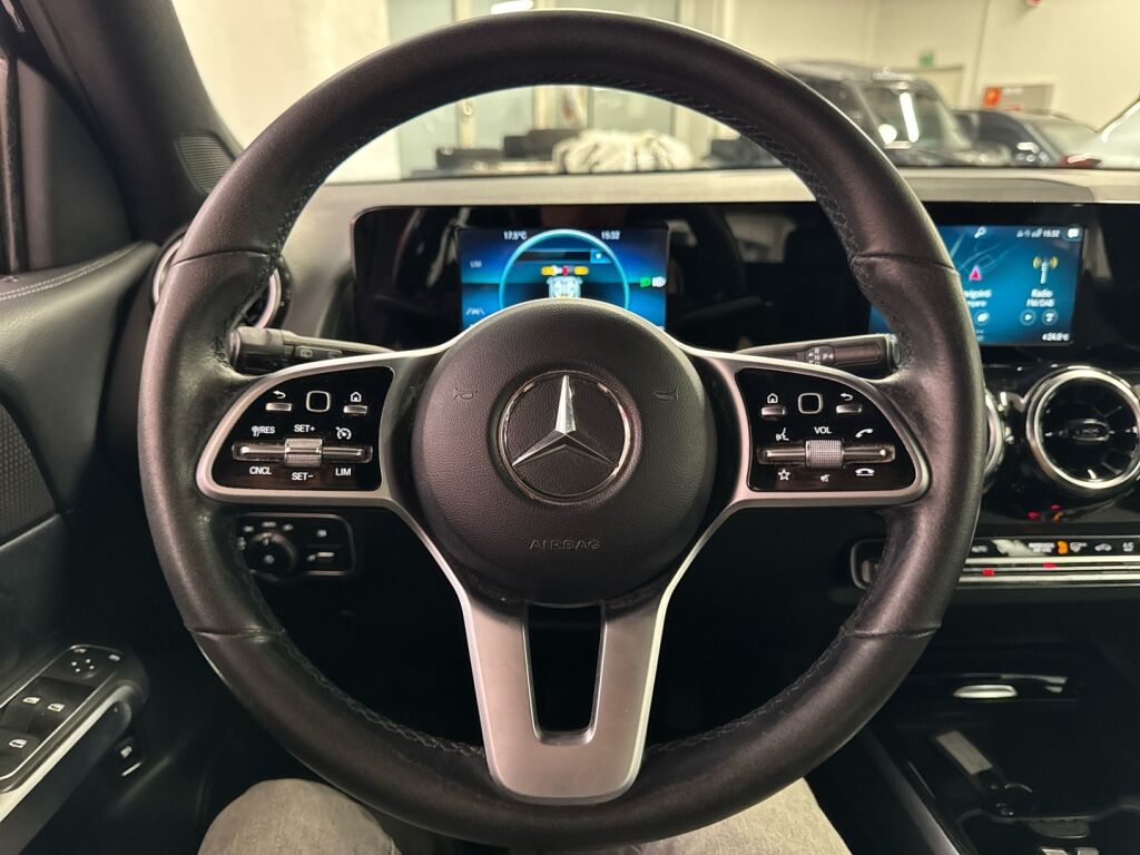 Mercedes-Benz GLB 2021 Musta