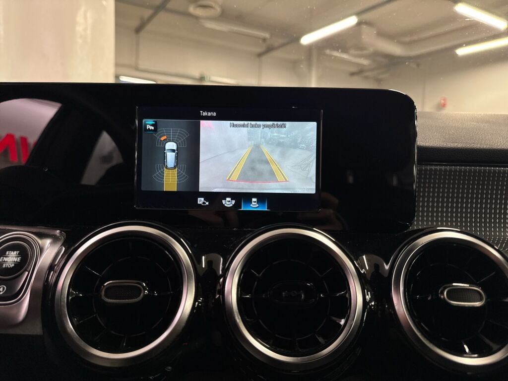 Mercedes-Benz GLB 2021 Musta