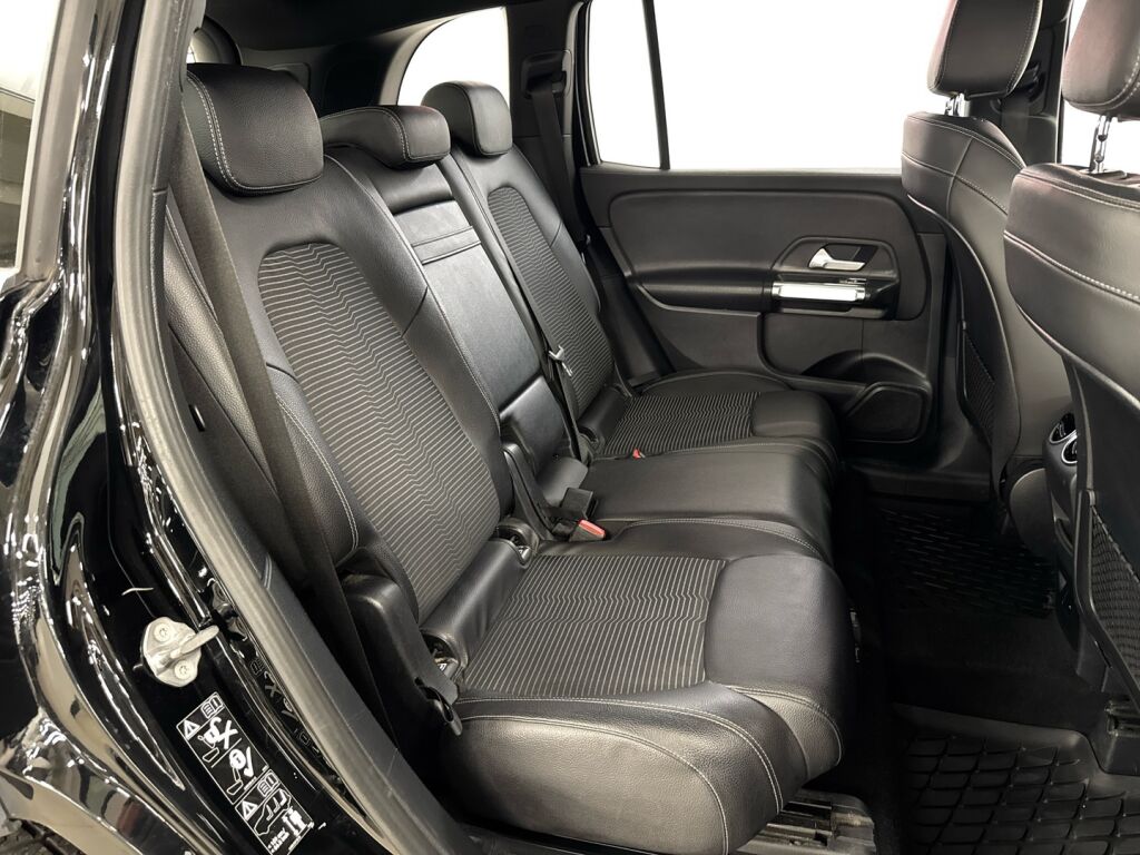 Mercedes-Benz GLB 2021 Musta