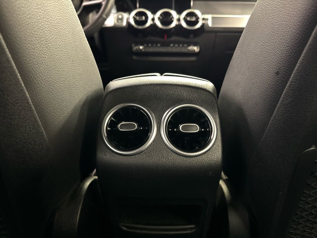 Mercedes-Benz GLB 2021 Musta