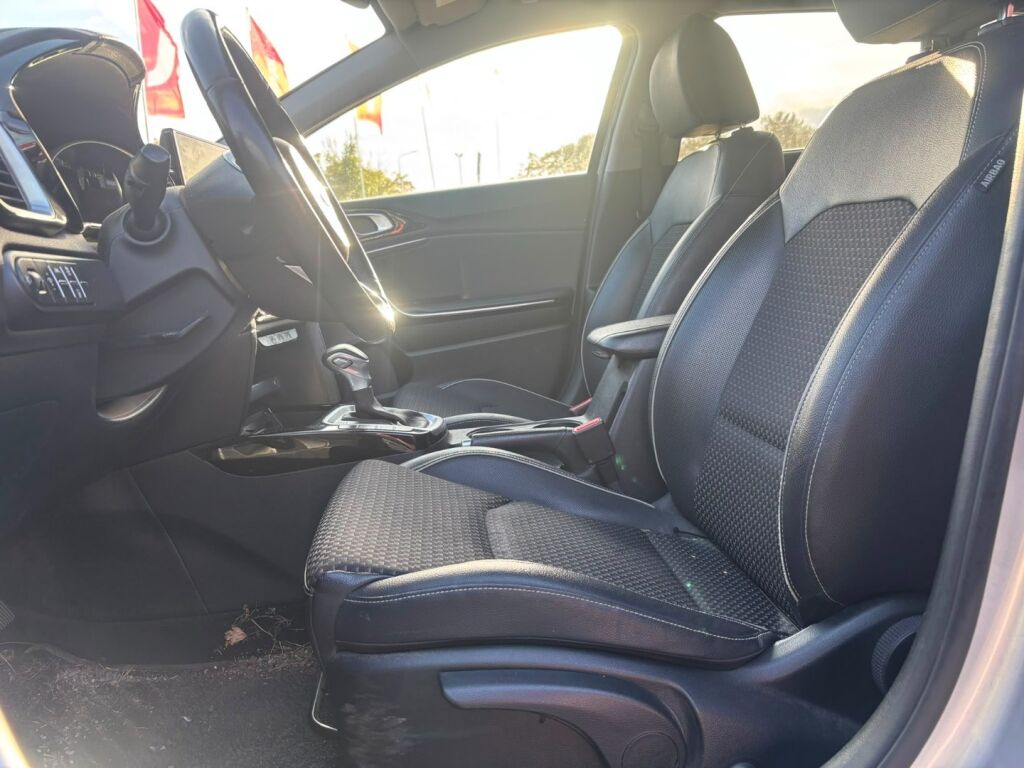 Kia Ceed 2022 Hopea
