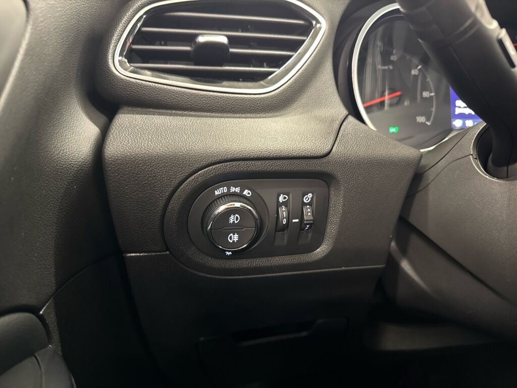 Opel Grandland X 2021 Valkoinen