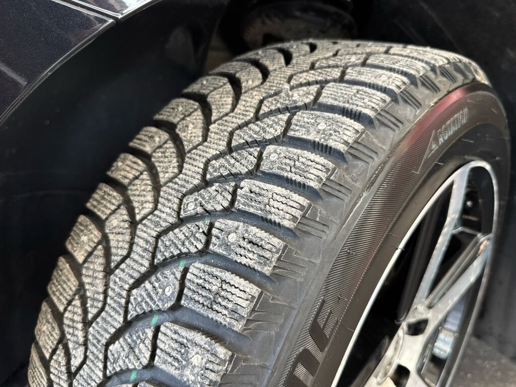 Volkswagen Passat 2017 Musta