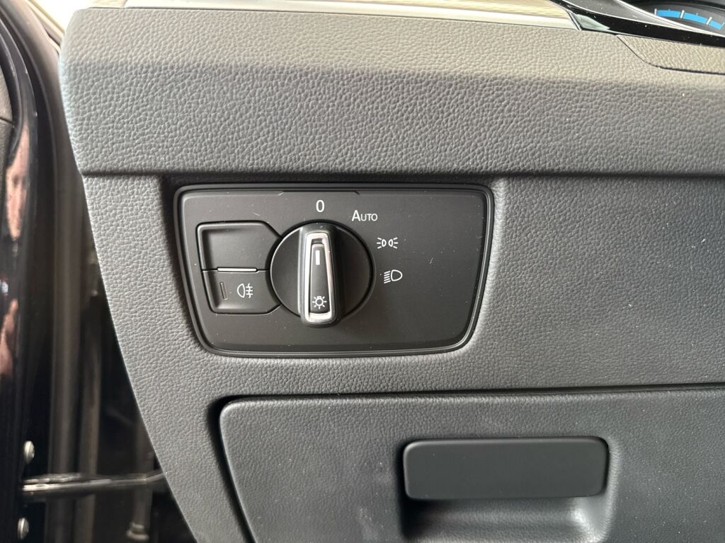 Volkswagen Passat 2017 Musta