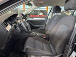 Volkswagen Passat 2017 Musta