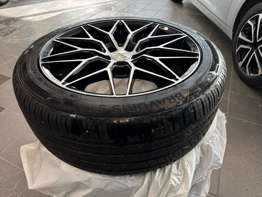 Volkswagen Passat 2017 Musta