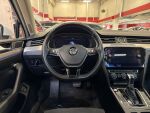Volkswagen Passat 2018 Valkoinen