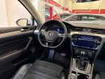 Volkswagen Passat 2018 Valkoinen