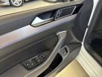 Volkswagen Passat 2018 Valkoinen