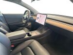 Tesla Model 3 2021 Valkoinen