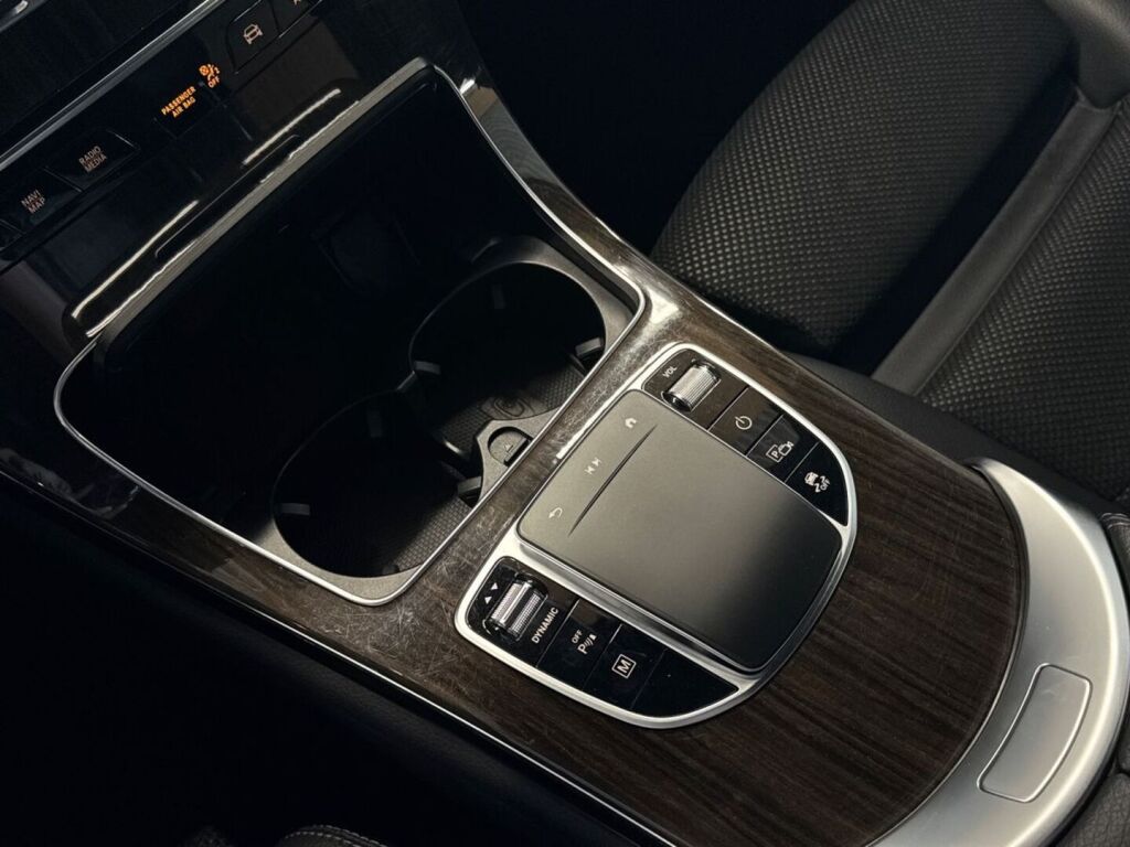 Mercedes-Benz GLC 2021 Harmaa