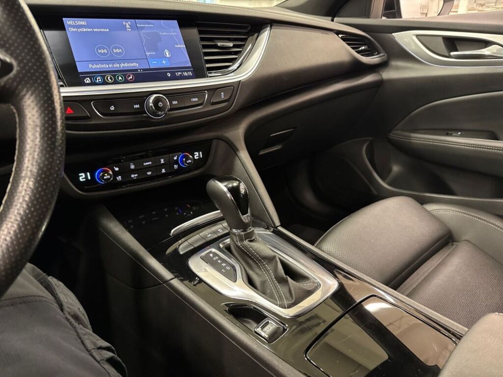 Opel Insignia 2021 Valkoinen