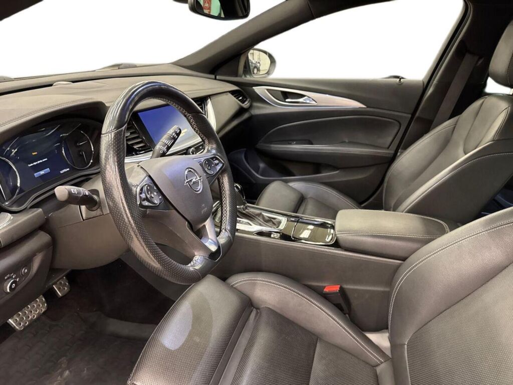 Opel Insignia 2021 Valkoinen