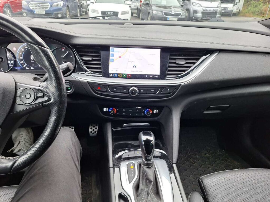Opel Insignia 2021 Valkoinen