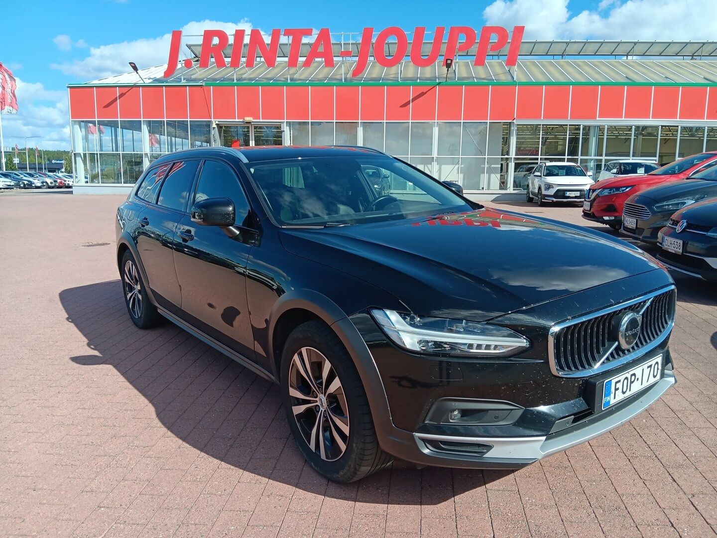 Volvo V90 Cross Country