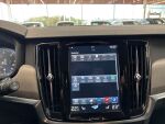 Volvo V90 Cross Country 2021 Musta