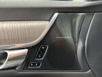 Volvo V90 Cross Country 2021 Musta