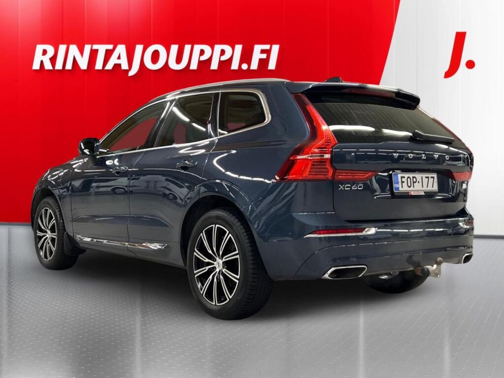 Volvo XC60 2021 Sininen