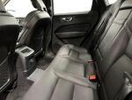 Volvo XC60 2021 Sininen