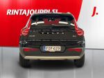 Volvo XC40 2021 Musta