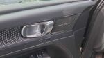 Volvo XC40 2022 Musta