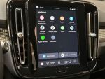 Volvo XC40 2022 Musta