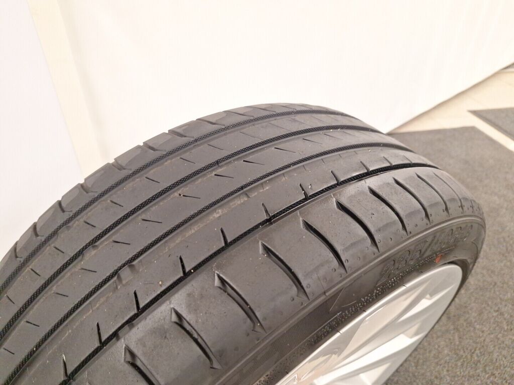 Tesla Model 3 2021 Harmaa