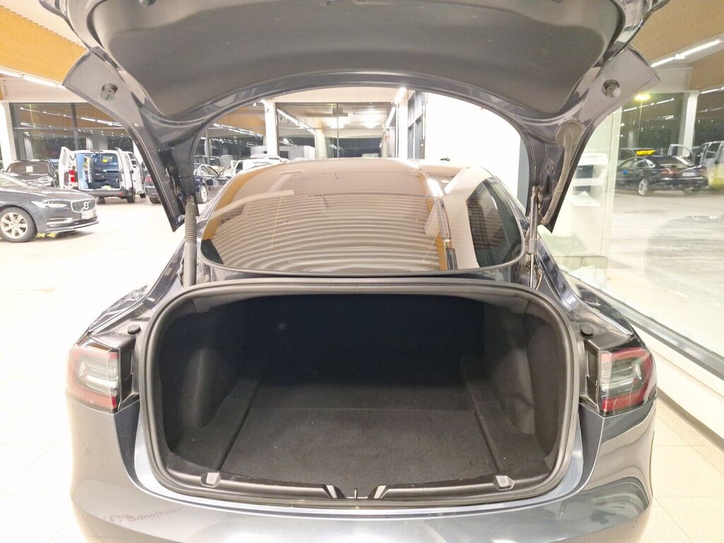 Tesla Model 3 2021 Harmaa
