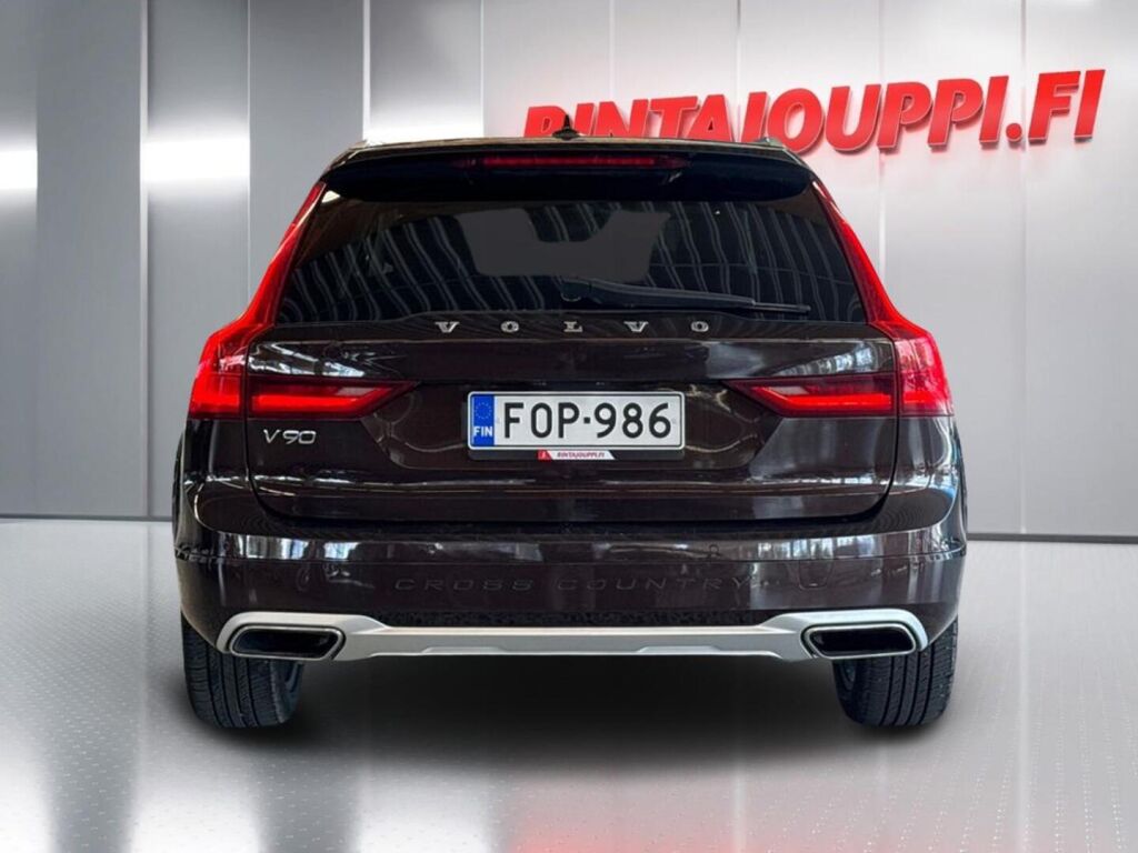 Volvo V90 Cross Country 2017 Ruskea (beige)