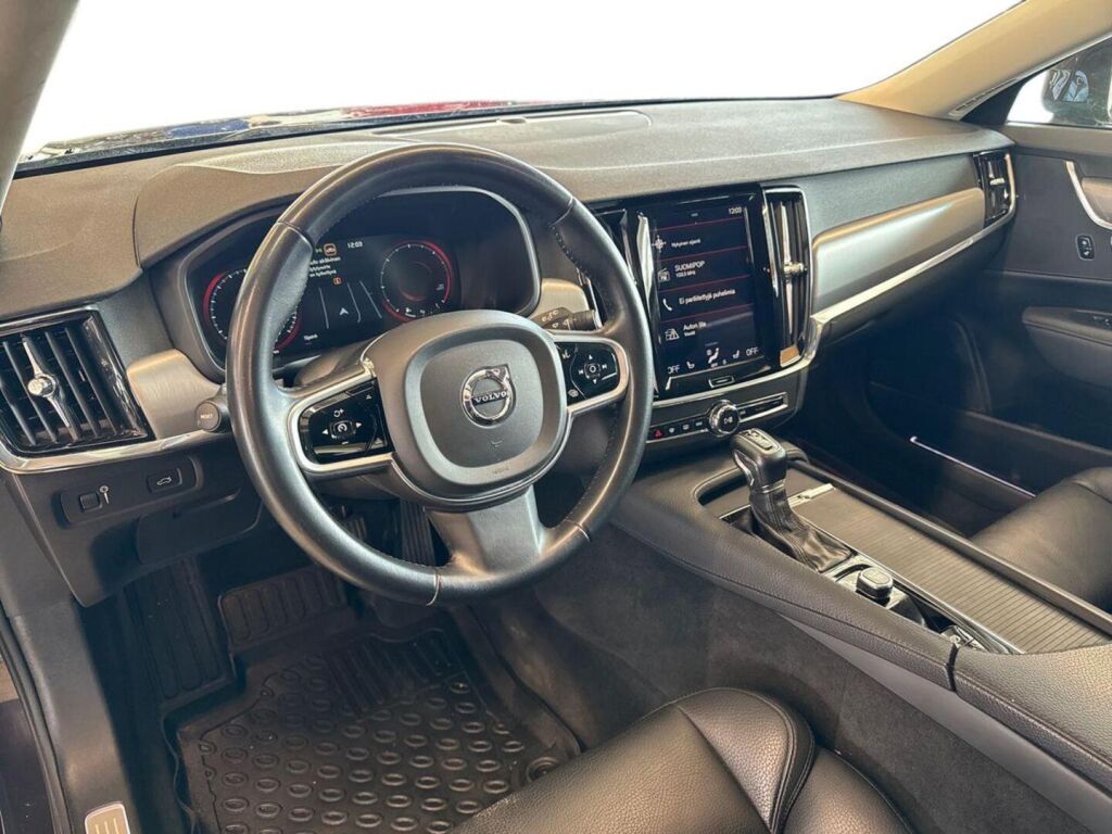 Volvo V90 Cross Country 2017 Ruskea (beige)