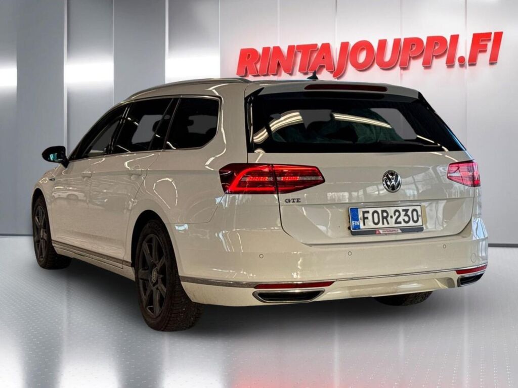 Volkswagen Passat 2018 Valkoinen