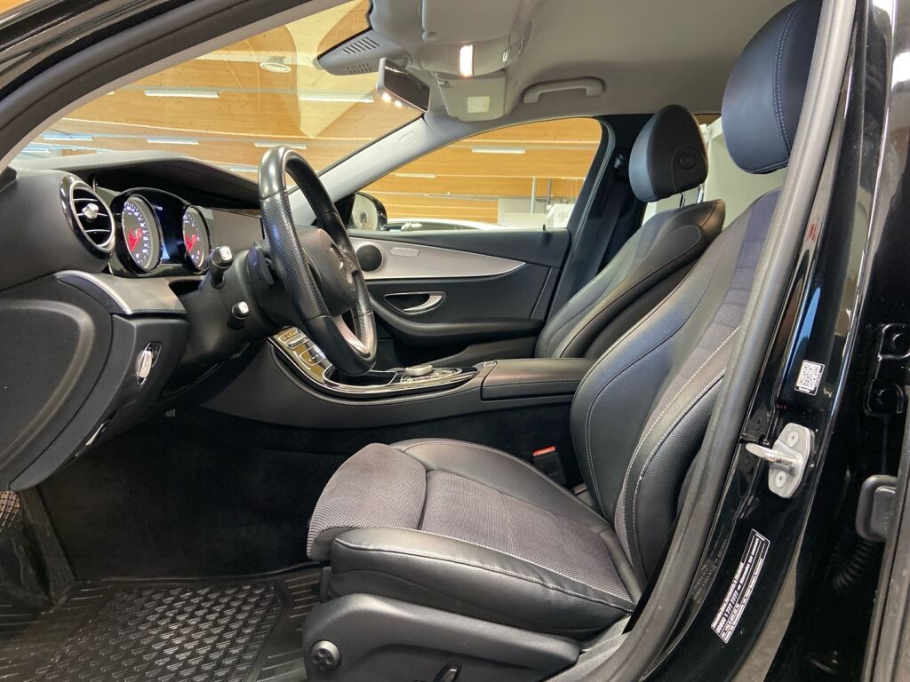 Mercedes-Benz E 2018 Musta