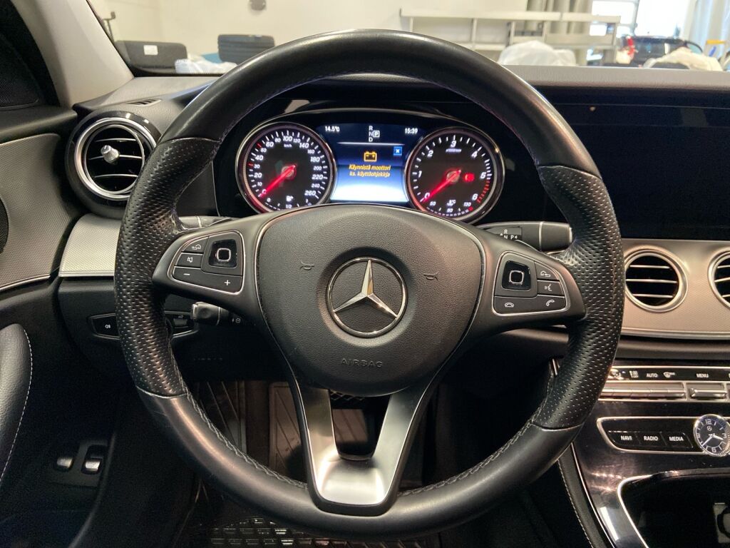 Mercedes-Benz E 2018 Musta