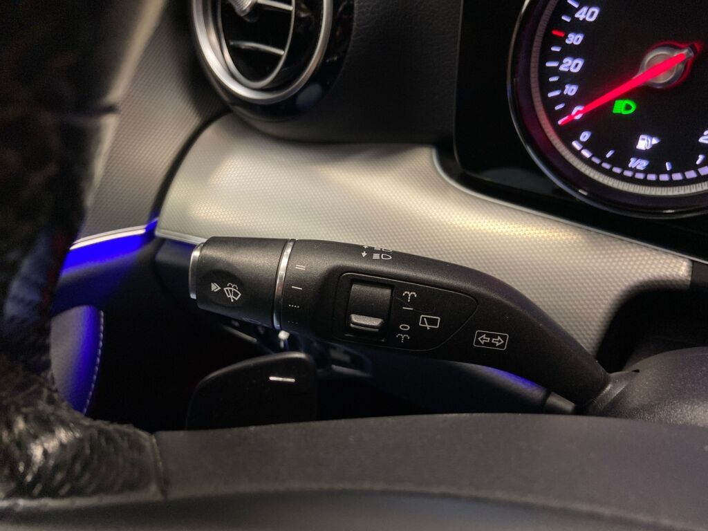 Mercedes-Benz E 2018 Musta