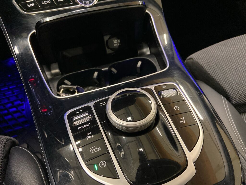 Mercedes-Benz E 2018 Musta