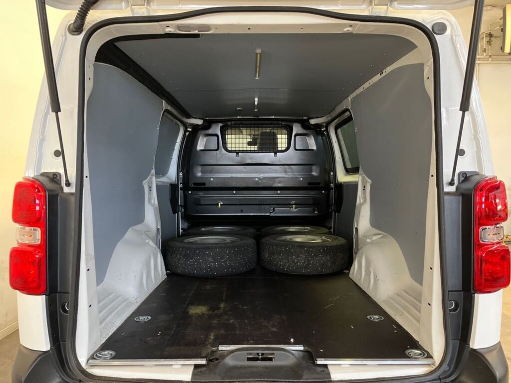 Toyota Proace 2021 Valkoinen