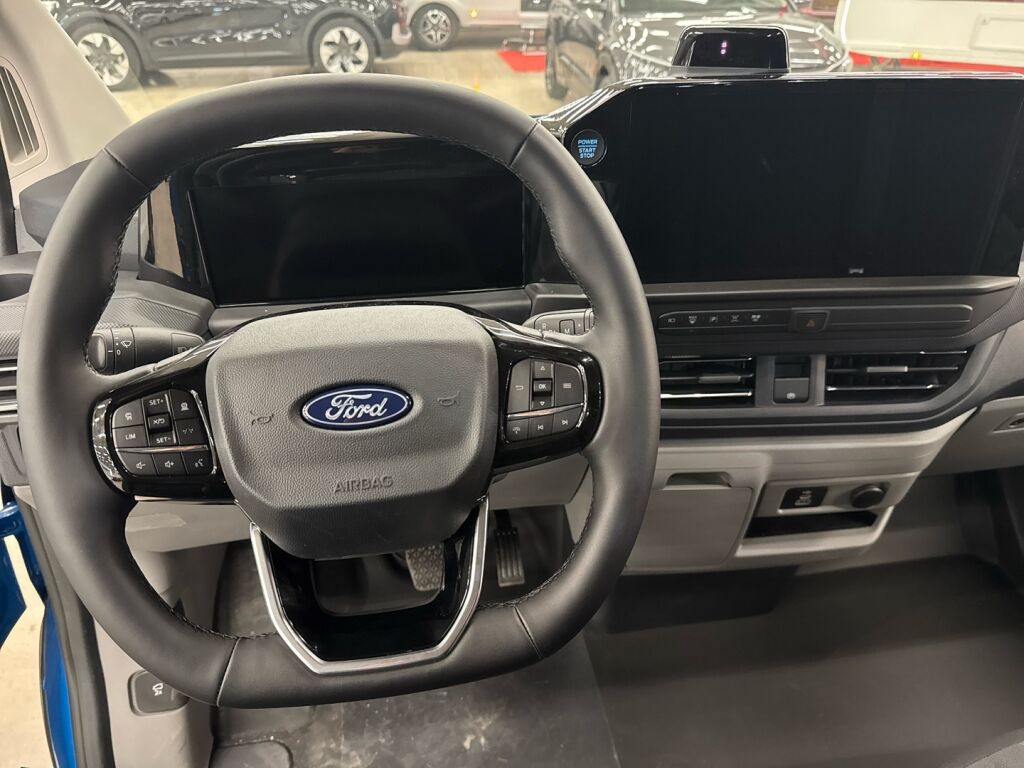Ford Transit Custom 2026 Sininen