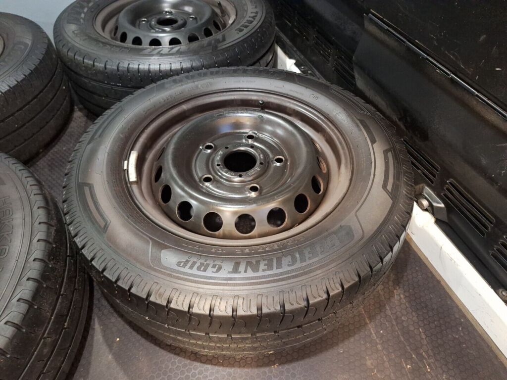 Ford Transit Custom 2021 Valkoinen