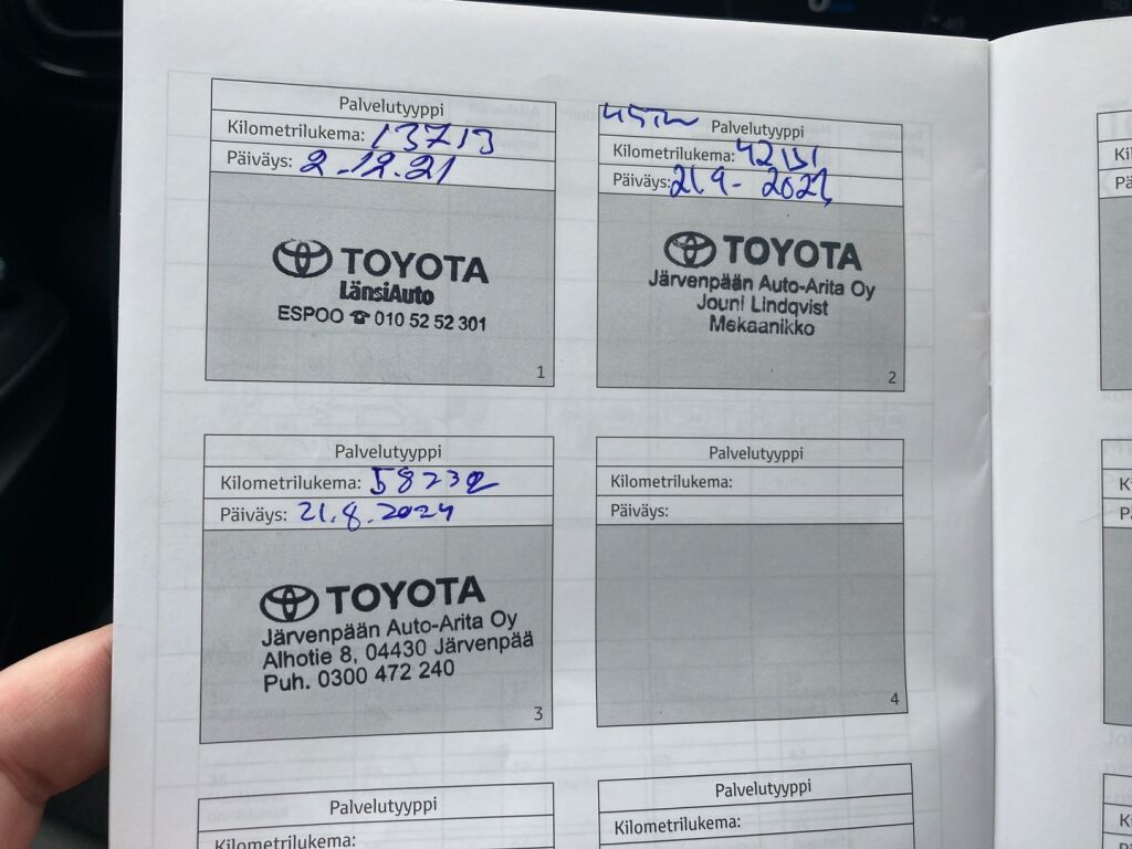 Toyota Yaris 2021 Metallinhohto Ruskea (beige)