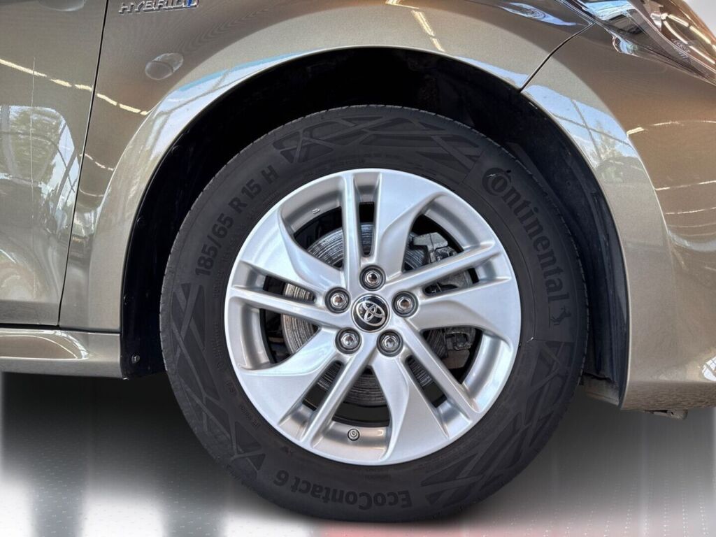 Toyota Yaris 2021 Metallinhohto Ruskea (beige)