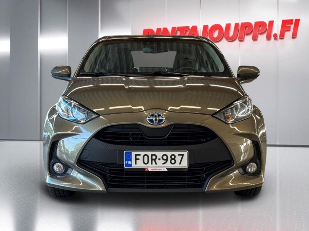 Toyota Yaris 2021 Metallinhohto Ruskea (beige)