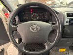 Toyota Hiace 2009 Valkoinen